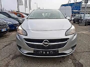 Opel Corsa 1.2 5 porte Advance NEOPATENTATI