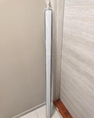 Lampada LED da parete esterna 150 cm – Nera – IP65