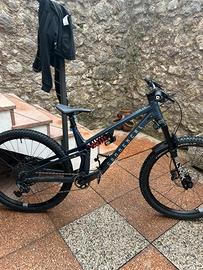 commencal meta v5 2025