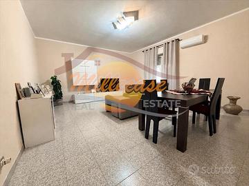 Siracusa appartamento zona filisto rif2965