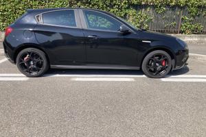 Alfa Romeo Giulietta 1.4 T-jet Carbon Edition