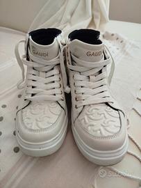 scarpe alte Gaudi 