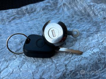 Cilindro e chiave Toyota Aygo/107/C1