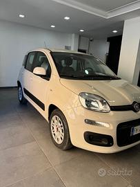 Fiat Panda 1.2 LOUNGE 2 VOLUMI PER NEOPATENTATI