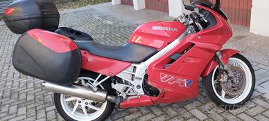 Honda VFR 750