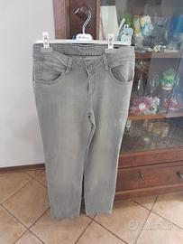 jeans grigi 