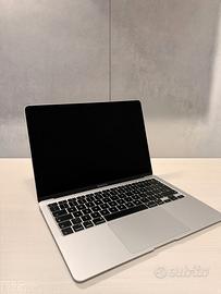 MacBook Air 13" 2020 Intel 8GB RAM 256GB SSD