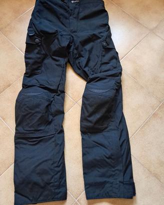 Pantaloni moto