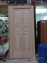 magnifica Porta in legno antica  con cornice