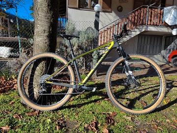 Canyon Exceed CF SL 