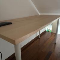 Set Scrivania Legno Ikea con Sedia Girevole