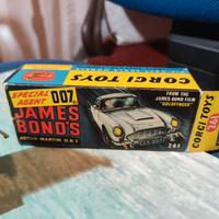 automodello Aston Martin 007 Corgi toys 1965 1.43