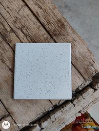 piastrelle sale e pepe € 5,00 mq