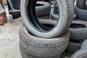 235/55r18 v