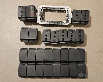 Materiale BTicino Living Classic Originale