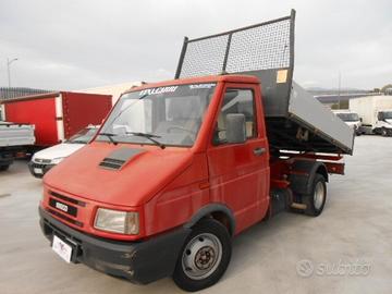IVECO 35.8 RIBALTABILE TRILATERALE