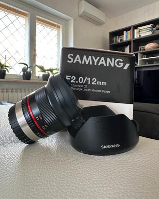 Obiettivo SAMYANG 12 f 2.0 Fuji