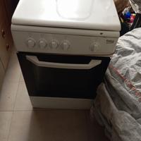 CUCINA BEKO 4 FORNELLI CON FORNO GPL BOMBOLA