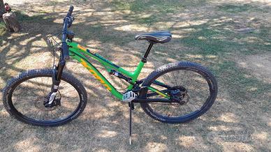 BICI ENDURO KONA 