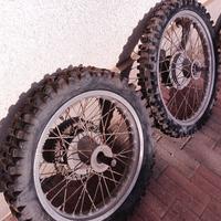 coppia di cerchi akront bollino verde 