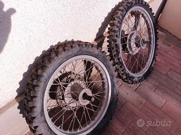 coppia di cerchi akront bollino verde 