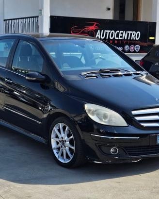 MERCEDES-BENZ B 200 CDI Sport