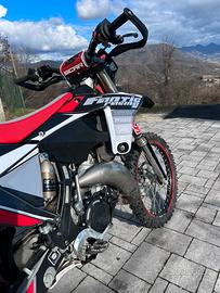 Fantic 125 XE - black edition 2024