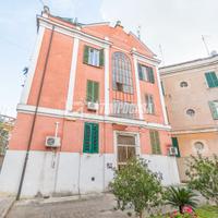 TRILOCALE RISTRUTTURATO NEL CUORE DELLO STORICO LO