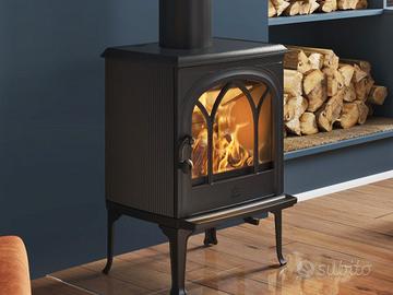 Stufa a PELLET marca JOTUL mod. F200