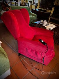 Poltrona Relax Viki solleva persone