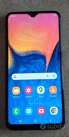 SAMSUNG A 10