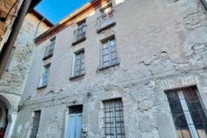 Palazzo in centro paese