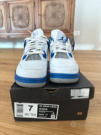 Scarpa Jordan 4 Retro
