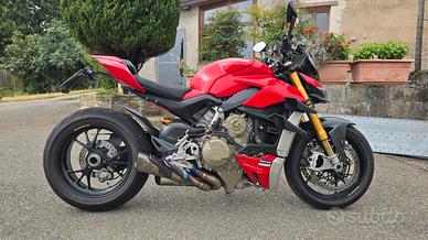 Ducati Streetfighter V4S 2020