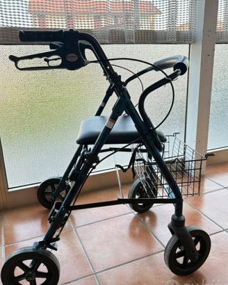 Deambulatore Rollator Pieghevole