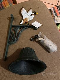 Campanella da muro in ghisa  con anatra NUOVA