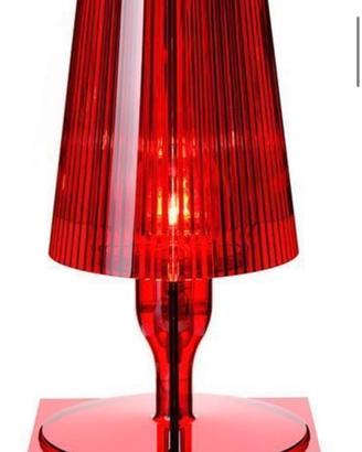 Lampada rossa Kartell