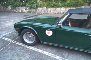 Triumph TR6 roadster