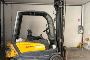 Carrello Elevatore 3000 kg OM xe30ac