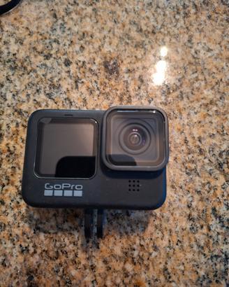 GOPRO 9 HERO BLACK  + ACCESSORI