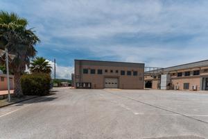 Caraffa area PIP, capannone di ca 1500 mq