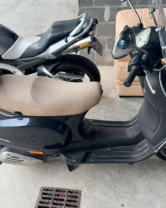 Vespa  lx50