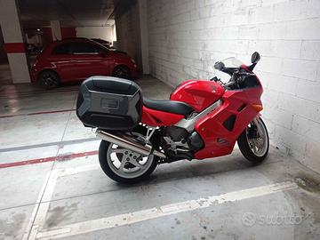 Honda vfr 800 fi