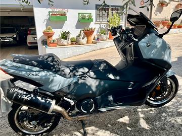 Yamaha Tmax tech max 560