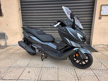 Sym Cruisym 300 ABS TCS E5+ Nero