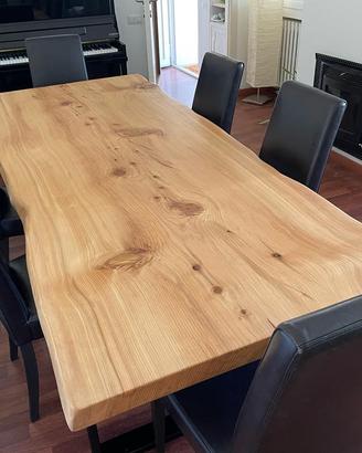 Arredamento artigianale con legno 