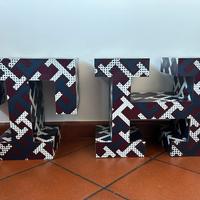 Espositori Tommy Hilfiger