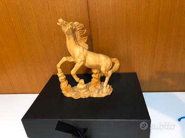 Cavallo in ceramica