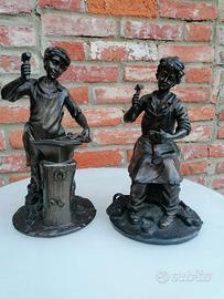 Coppia statuette vintage Fabbro e calzolaio