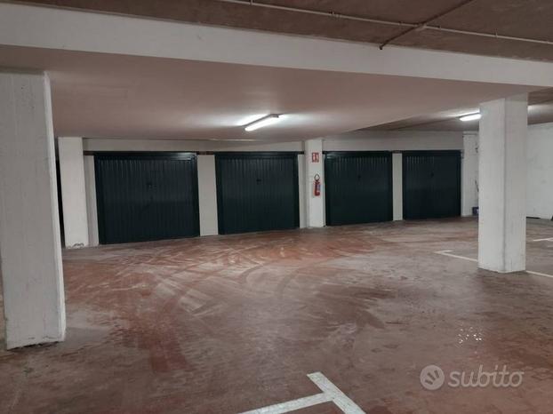 Garage / Box / Posto auto - Tione di Trento